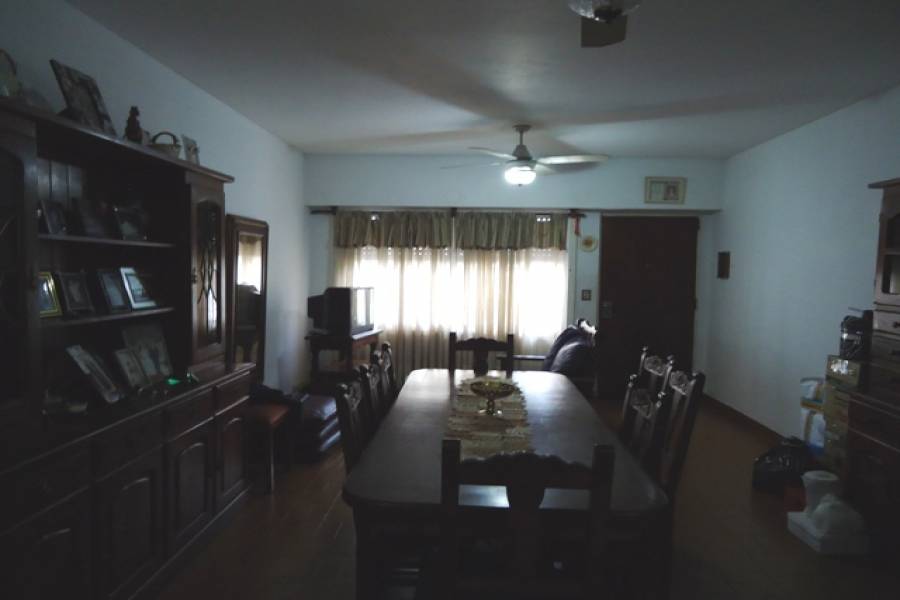 Floresta,Capital Federal,Argentina,2 Bedrooms Bedrooms,1 BañoBathrooms,Casas,AZUL,6212