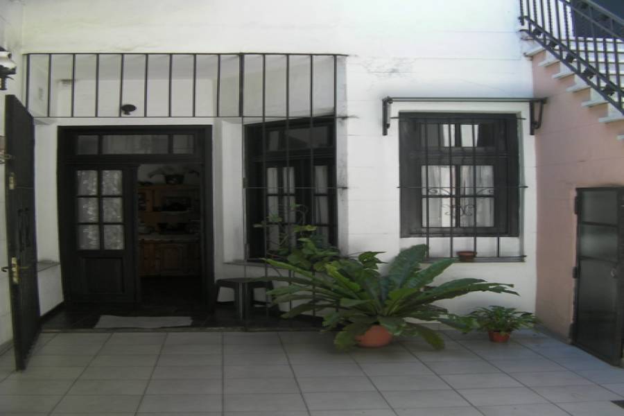 Boedo,Capital Federal,Argentina,2 Bedrooms Bedrooms,1 BañoBathrooms,Casas,HUMBERTO PRIMO,6220