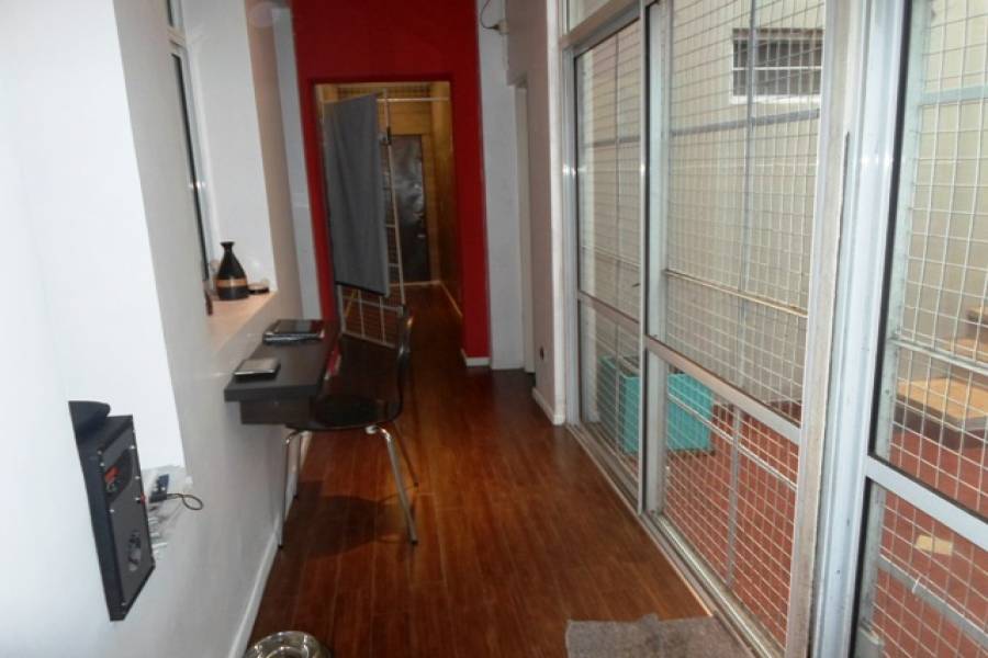 Villa Luro,Capital Federal,Argentina,2 Bedrooms Bedrooms,1 BañoBathrooms,Casas,IRIGOYEN ,6233