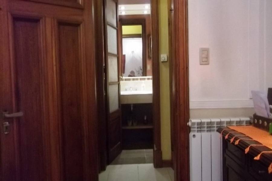 Flores,Capital Federal,Argentina,3 Bedrooms Bedrooms,1 BañoBathrooms,Casas,YERBAL ,6242
