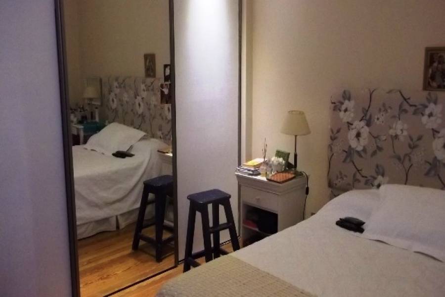 Flores,Capital Federal,Argentina,3 Bedrooms Bedrooms,1 BañoBathrooms,Casas,YERBAL ,6242