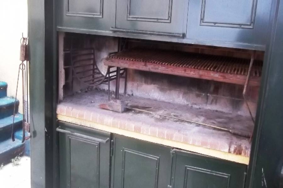 Flores,Capital Federal,Argentina,3 Bedrooms Bedrooms,1 BañoBathrooms,Casas,YERBAL ,6242