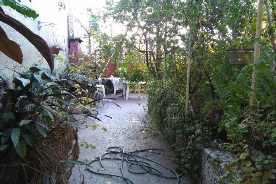 Flores,Capital Federal,Argentina,3 Bedrooms Bedrooms,1 BañoBathrooms,Casas,SAN PEDRITO ,6245