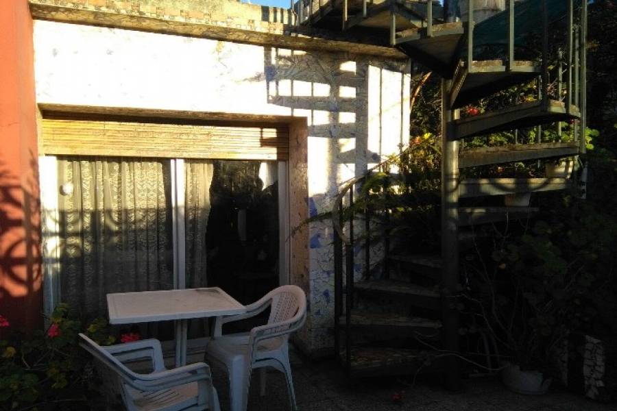 Flores,Capital Federal,Argentina,3 Bedrooms Bedrooms,1 BañoBathrooms,Casas,SAN PEDRITO ,6245