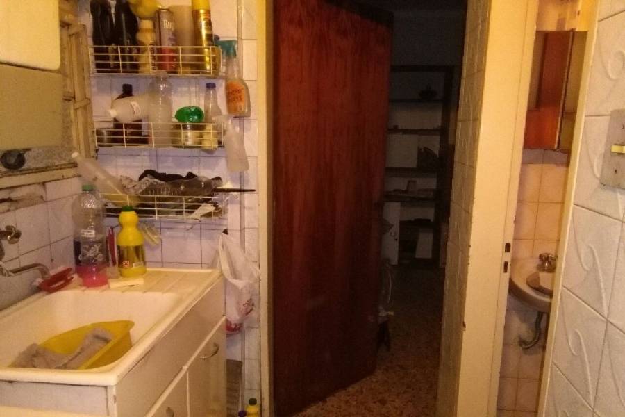 Flores,Capital Federal,Argentina,3 Bedrooms Bedrooms,1 BañoBathrooms,Casas,SAN PEDRITO ,6245