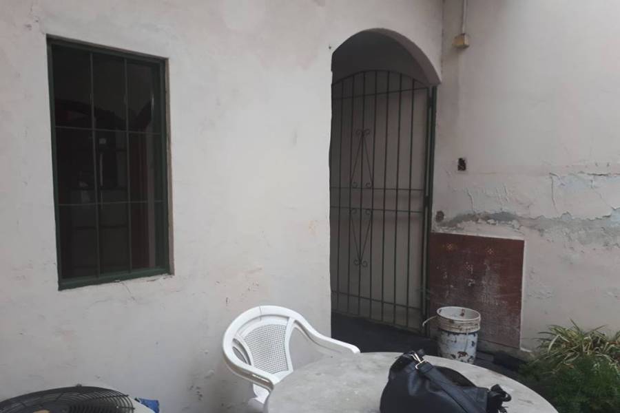 Flores,Capital Federal,Argentina,3 Bedrooms Bedrooms,2 BathroomsBathrooms,Casas,OLAYA,6249