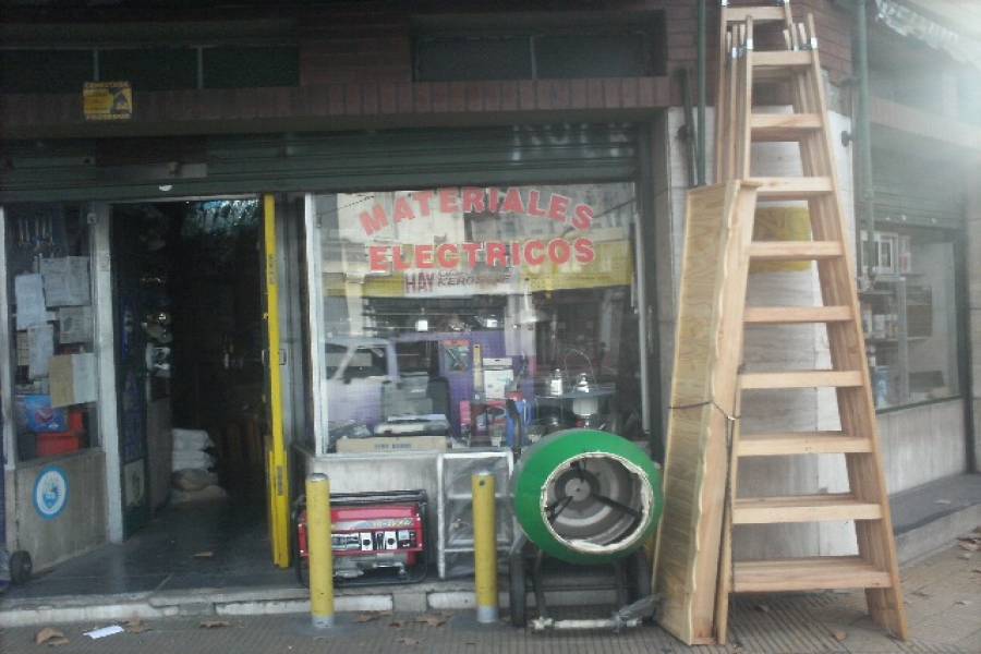 Flores,Capital Federal,Argentina,Local comercial,EVA PERON ,6325