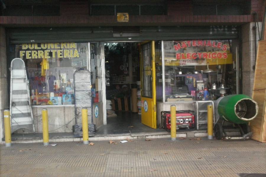 Flores,Capital Federal,Argentina,Local comercial,EVA PERON ,6325