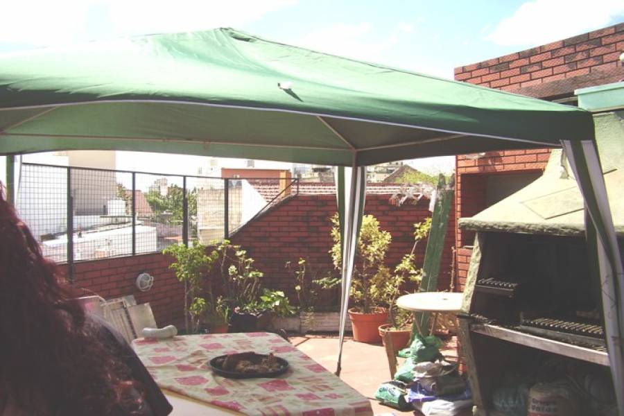 Villa Devoto,Capital Federal,Argentina,2 Bedrooms Bedrooms,1 BañoBathrooms,PH Tipo Casa,VIRGILIO,6332