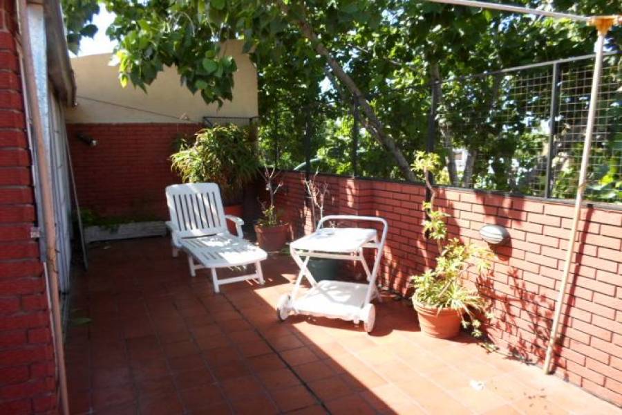 Villa Devoto,Capital Federal,Argentina,2 Bedrooms Bedrooms,1 BañoBathrooms,PH Tipo Casa,VIRGILIO,6332