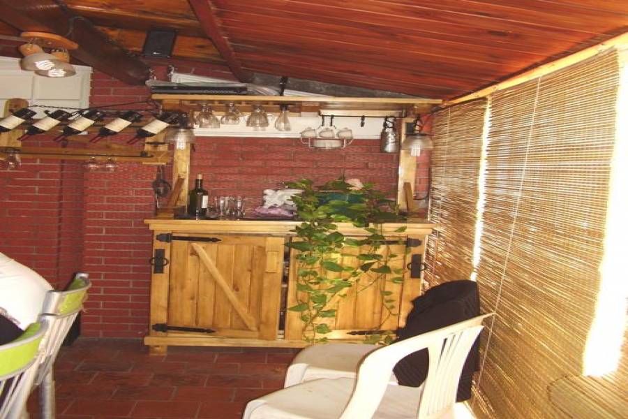 Villa Devoto,Capital Federal,Argentina,2 Bedrooms Bedrooms,1 BañoBathrooms,PH Tipo Casa,VIRGILIO,6332