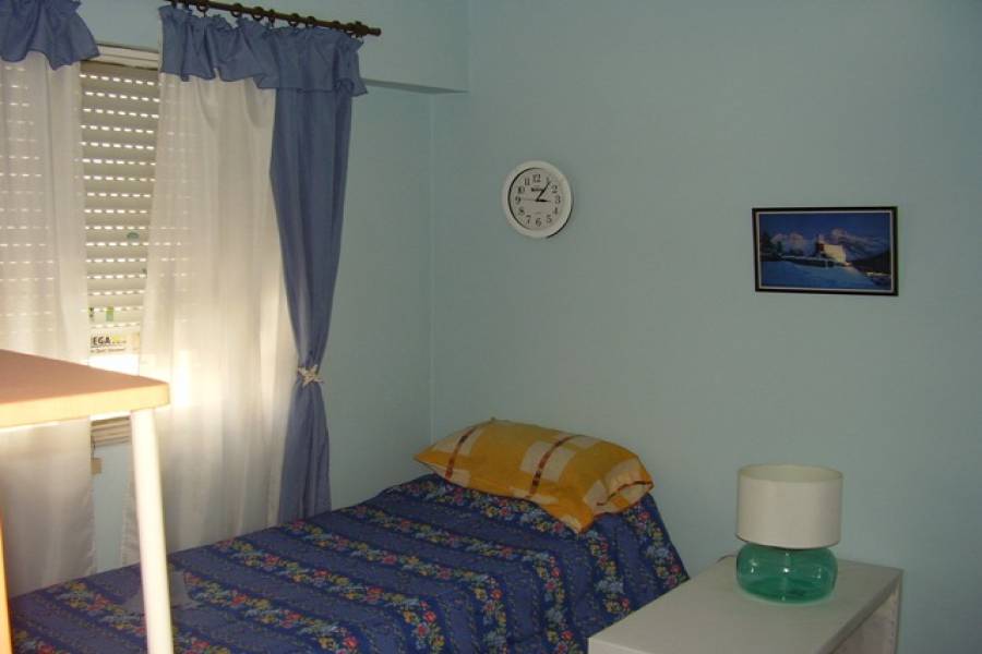 Villa Devoto,Capital Federal,Argentina,2 Bedrooms Bedrooms,1 BañoBathrooms,PH Tipo Casa,VIRGILIO,6332