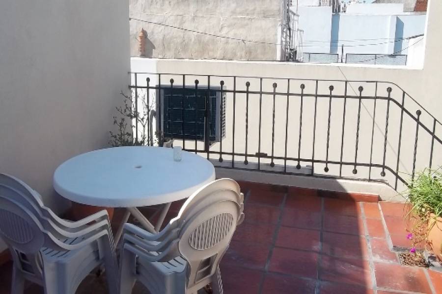 Boedo,Capital Federal,Argentina,3 Bedrooms Bedrooms,1 BañoBathrooms,PH Tipo Casa,SALCEDO ,6333