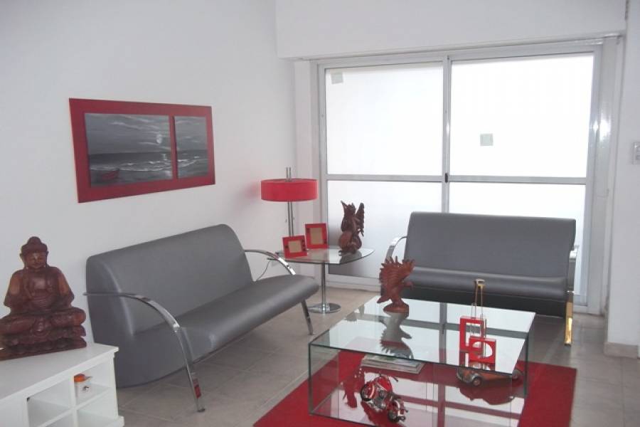 Caballito,Capital Federal,Argentina,2 Bedrooms Bedrooms,1 BañoBathrooms,PH Tipo Casa,DIAZ,6355
