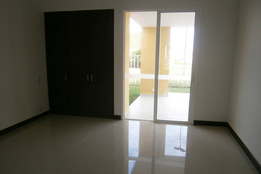 IMPERDIBLE! VER INFO...,3 Bedrooms Bedrooms,3 BathroomsBathrooms,Casas,6368