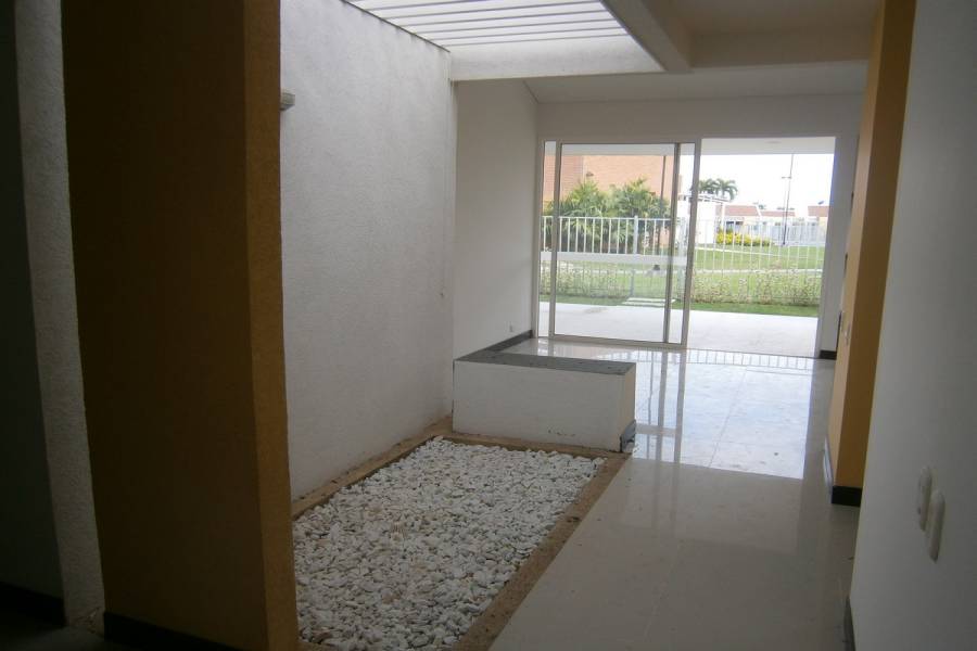 IMPERDIBLE! VER INFO...,3 Bedrooms Bedrooms,3 BathroomsBathrooms,Casas,6368