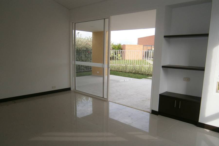 IMPERDIBLE! VER INFO...,3 Bedrooms Bedrooms,3 BathroomsBathrooms,Casas,6368