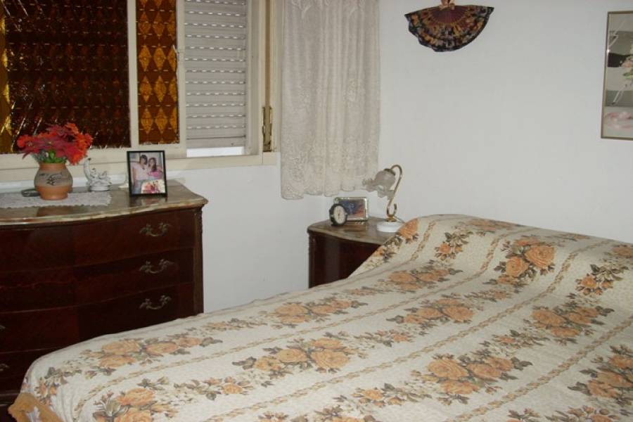 Mataderos,Capital Federal,Argentina,2 Bedrooms Bedrooms,1 BañoBathrooms,PH Tipo Casa,GENERAL PAZ ,6387