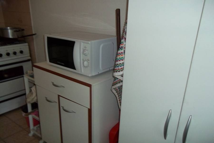 La Paternal,Capital Federal,Argentina,2 Bedrooms Bedrooms,1 BañoBathrooms,PH Tipo Casa,BIARRITZ,6391