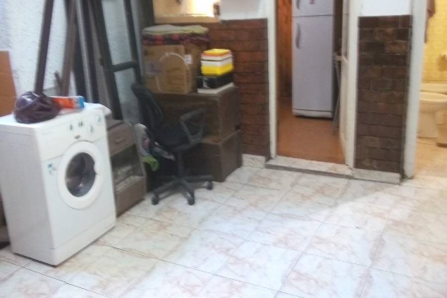 San Cristobal,Capital Federal,Argentina,2 Bedrooms Bedrooms,1 BañoBathrooms,PH Tipo Casa,SARANDI,6401