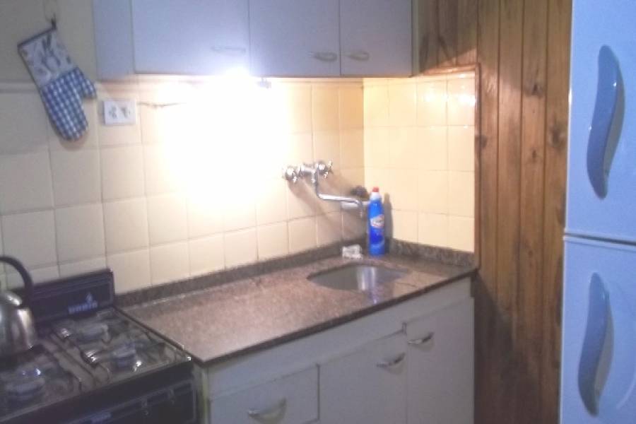 San Cristobal,Capital Federal,Argentina,2 Bedrooms Bedrooms,1 BañoBathrooms,PH Tipo Casa,SARANDI,6401