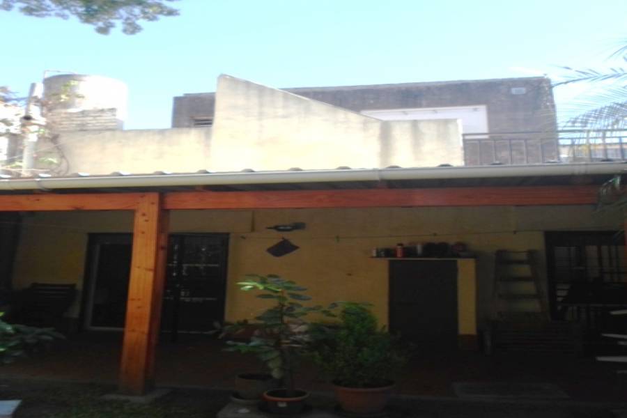 Las Flores,Buenos Aires,Argentina,2 Bedrooms Bedrooms,1 BañoBathrooms,PH Tipo Casa,RECUERO ,6420
