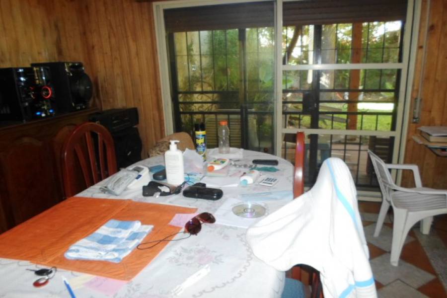 Las Flores,Buenos Aires,Argentina,2 Bedrooms Bedrooms,1 BañoBathrooms,PH Tipo Casa,RECUERO ,6420