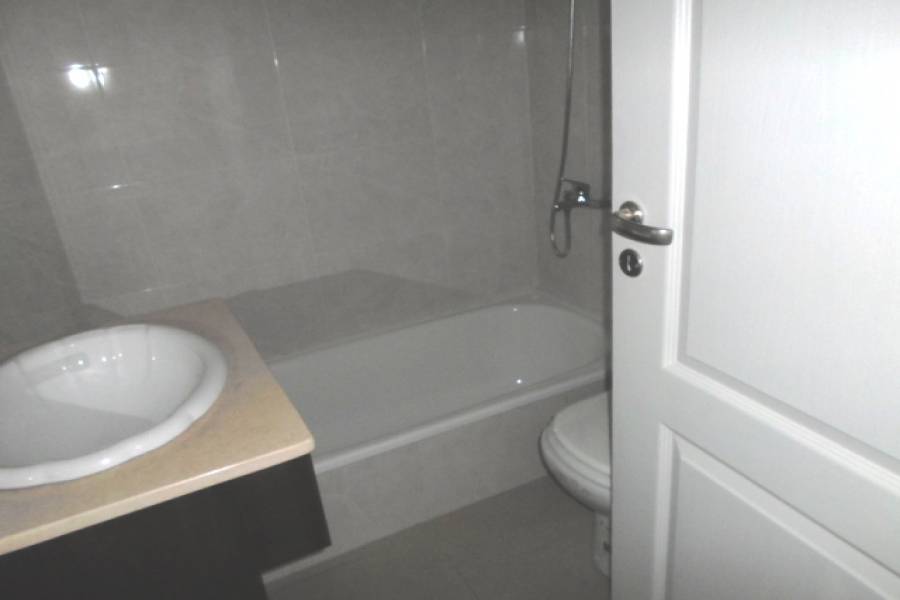 Parque Chacabuco,Capital Federal,Argentina,2 Bedrooms Bedrooms,1 BañoBathrooms,PH Tipo Casa,ALBARRACIN,6423