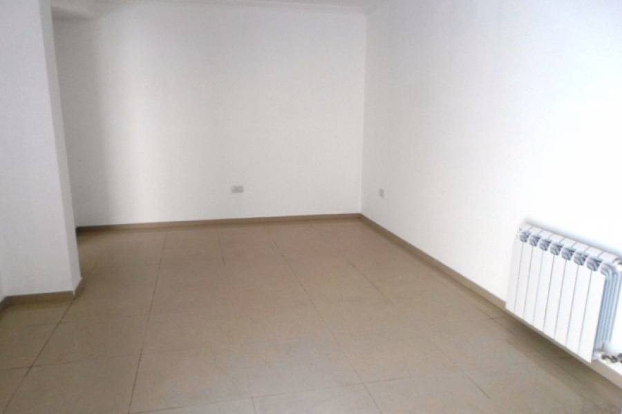 Parque Chacabuco,Capital Federal,Argentina,2 Bedrooms Bedrooms,1 BañoBathrooms,PH Tipo Casa,ALBARRACIN,6423