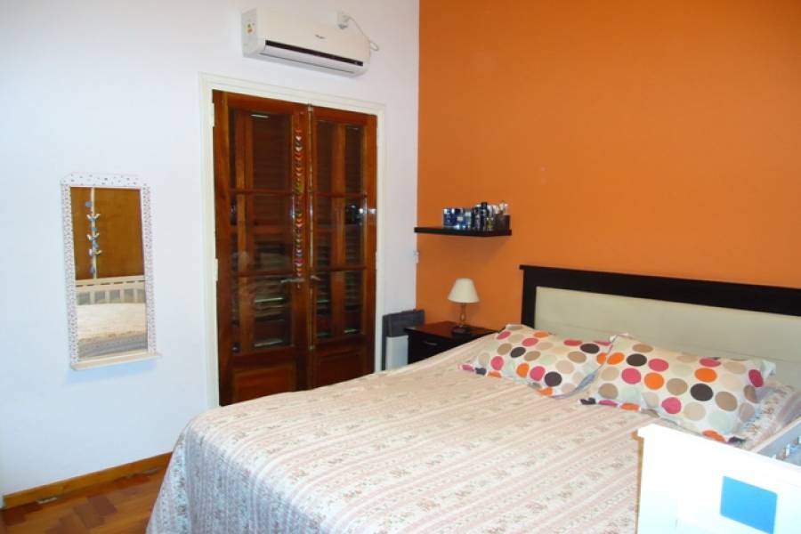 Floresta,Capital Federal,Argentina,2 Bedrooms Bedrooms,1 BañoBathrooms,PH Tipo Casa,FERNANDEZ,6432