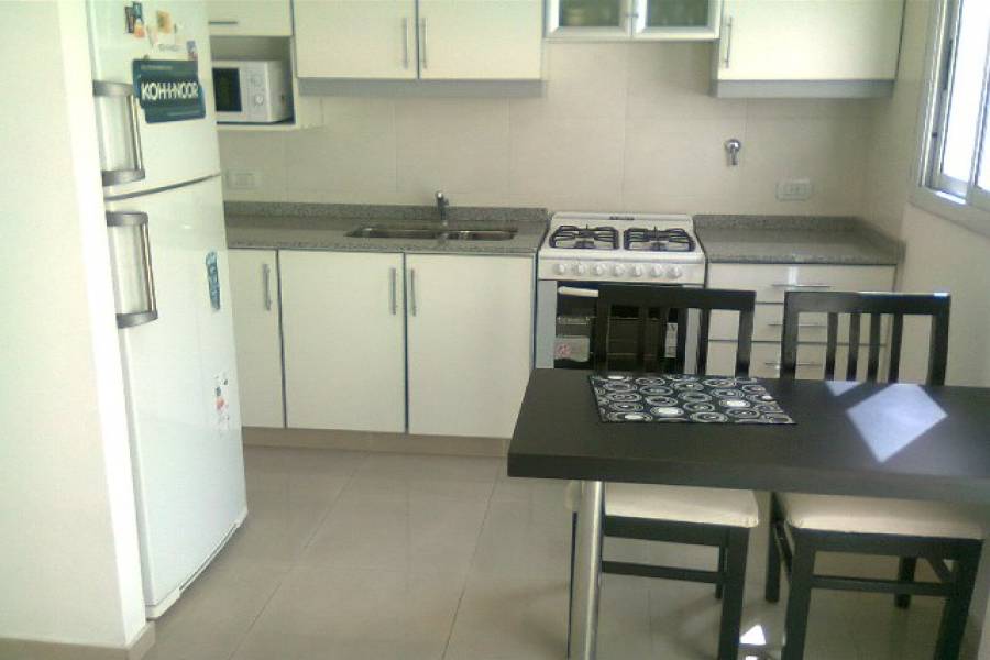 Parque Chacabuco,Capital Federal,Argentina,2 Bedrooms Bedrooms,1 BañoBathrooms,PH Tipo Casa,ALBARRACIN ,6433