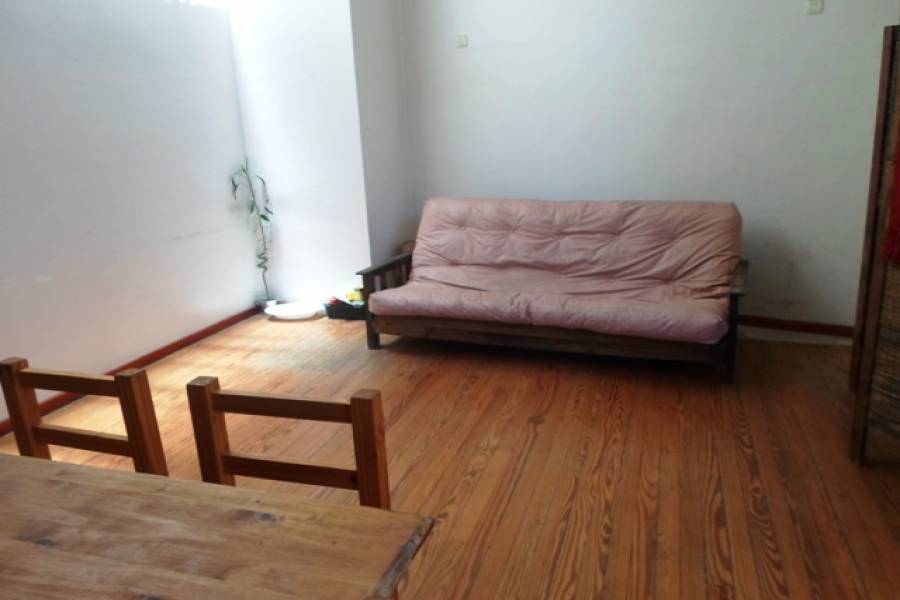 Flores,Capital Federal,Argentina,2 Bedrooms Bedrooms,1 BañoBathrooms,PH Tipo Casa,SAN PEDRITO,6459