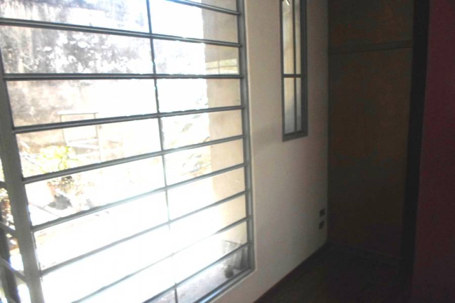 Flores,Capital Federal,Argentina,2 Bedrooms Bedrooms,1 BañoBathrooms,PH Tipo Casa,SAN PEDRITO,6459