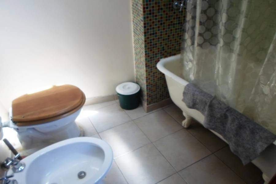 Flores,Capital Federal,Argentina,2 Bedrooms Bedrooms,1 BañoBathrooms,PH Tipo Casa,SAN PEDRITO,6459