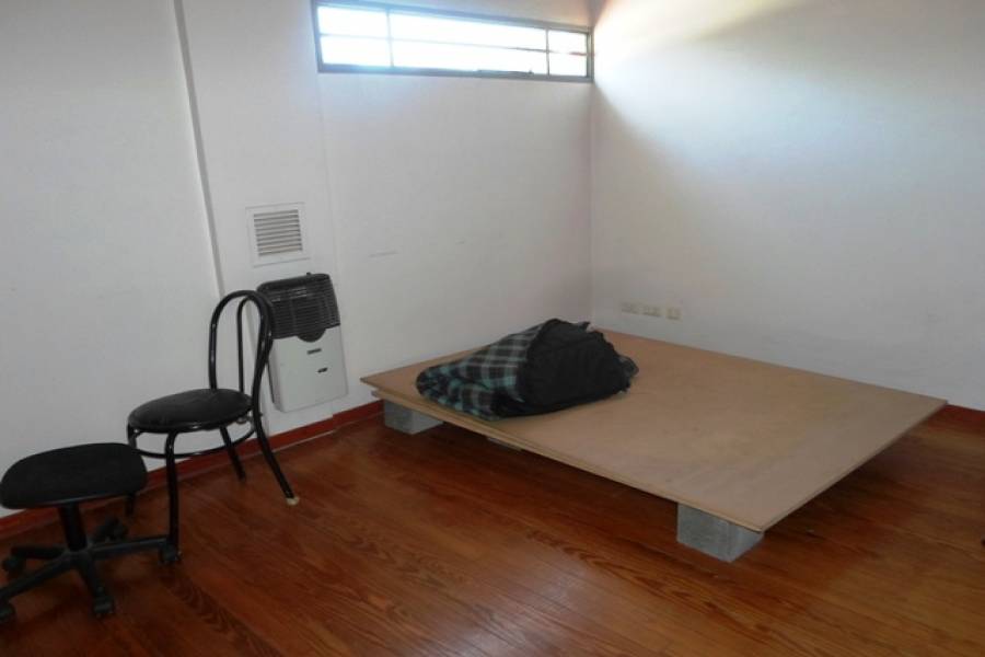 Flores,Capital Federal,Argentina,2 Bedrooms Bedrooms,1 BañoBathrooms,PH Tipo Casa,SAN PEDRITO,6459