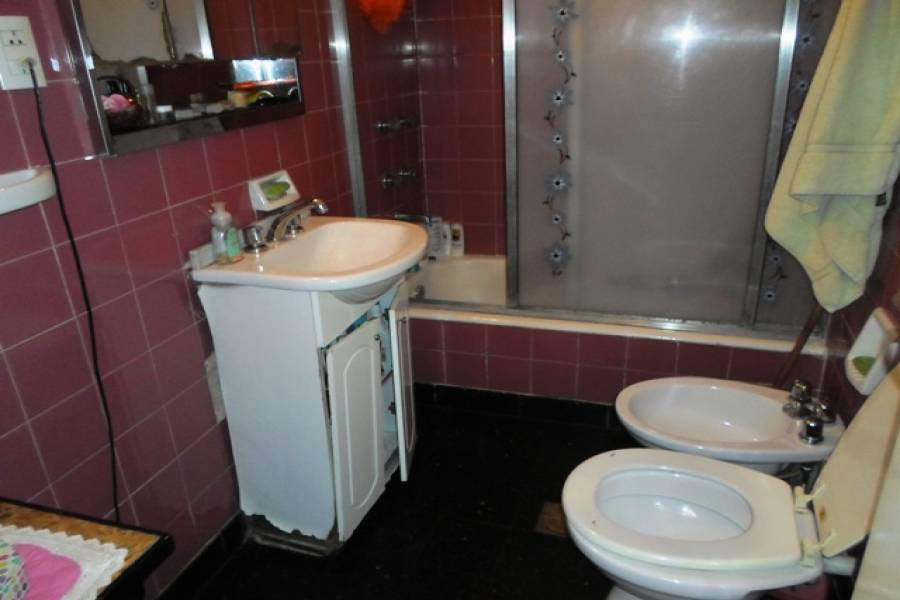 San Cristobal,Capital Federal,Argentina,2 Bedrooms Bedrooms,1 BañoBathrooms,PH Tipo Casa,ALBERTI,6468