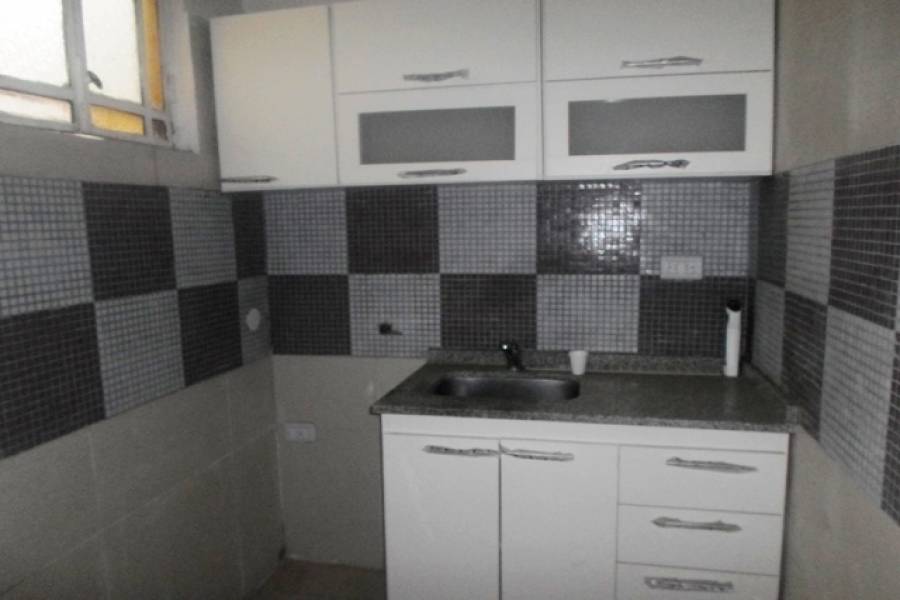 San Cristobal,Capital Federal,Argentina,2 Bedrooms Bedrooms,1 BañoBathrooms,PH Tipo Casa,CONSTITUCION,6472