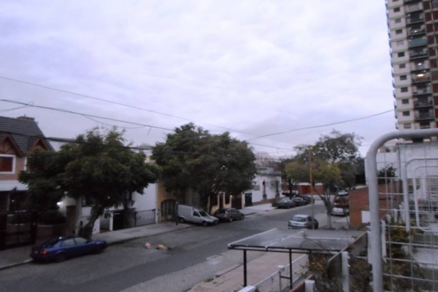 Flores,Capital Federal,Argentina,2 Bedrooms Bedrooms,1 BañoBathrooms,PH Tipo Casa,BUFANO,6474