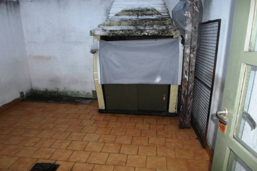 Flores,Capital Federal,Argentina,2 Bedrooms Bedrooms,1 BañoBathrooms,PH Tipo Casa,BUFANO,6474
