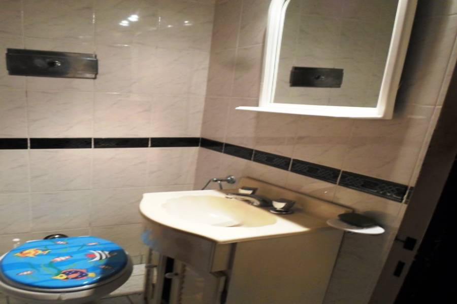 Flores,Capital Federal,Argentina,2 Bedrooms Bedrooms,1 BañoBathrooms,PH Tipo Casa,BUFANO,6475