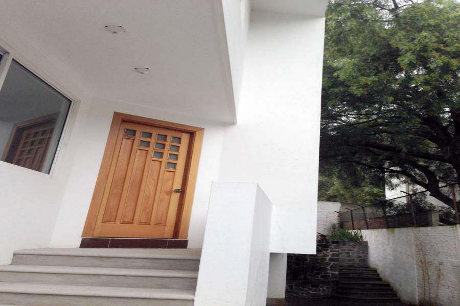 Tlalpan,Distrito Federal,Mexico,3 Bedrooms Bedrooms,Casas,Cantera,6535