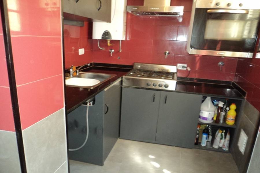 San Telmo,Capital Federal,Argentina,2 Bedrooms Bedrooms,1 BañoBathrooms,PH Tipo Casa,HUMBERTO PRIMO,6549