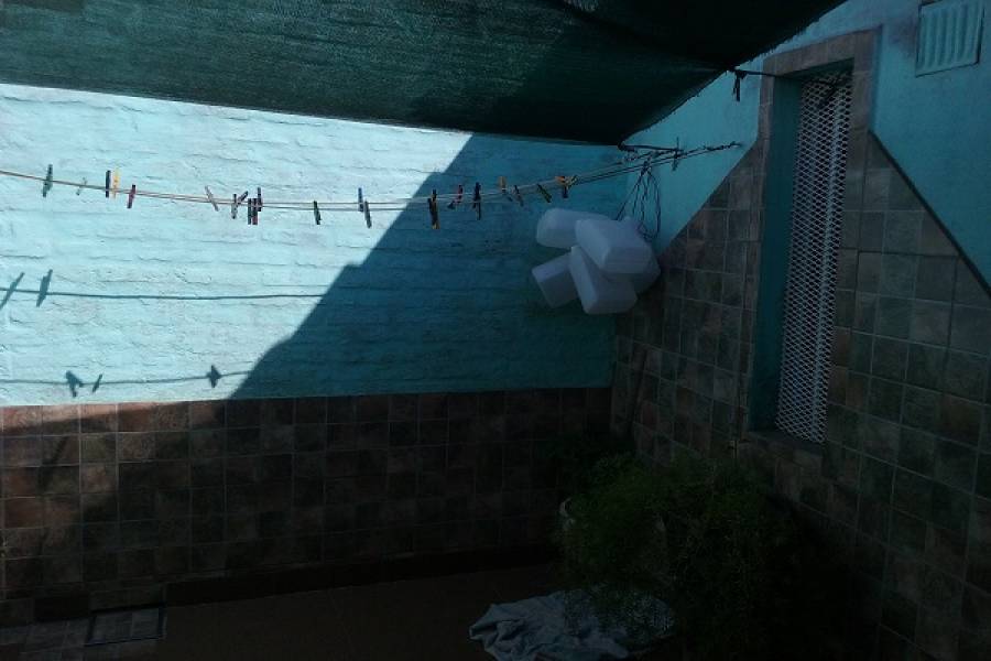 Parque Avellaneda,Capital Federal,Argentina,2 Bedrooms Bedrooms,4 BathroomsBathrooms,PH Tipo Casa,LA FACULTAD,6563