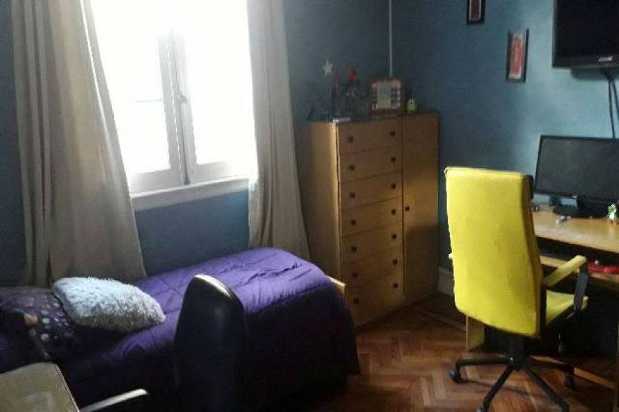 Flores,Capital Federal,Argentina,2 Bedrooms Bedrooms,1 BañoBathrooms,PH Tipo Casa,BACACAY,6564