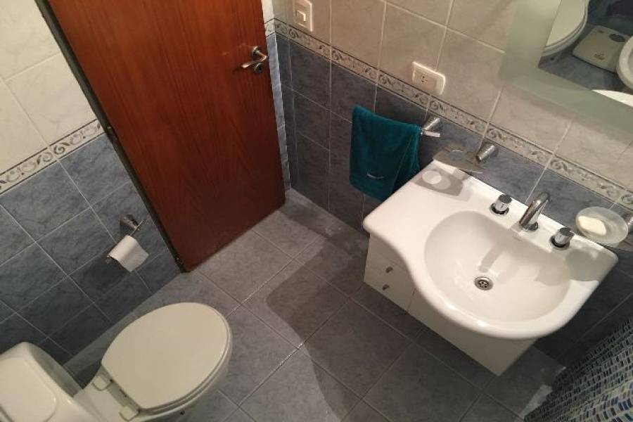 Flores,Capital Federal,Argentina,2 Bedrooms Bedrooms,1 BañoBathrooms,PH Tipo Casa,BOYACA,6568