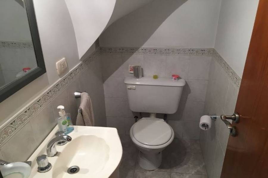 Flores,Capital Federal,Argentina,2 Bedrooms Bedrooms,1 BañoBathrooms,PH Tipo Casa,BOYACA,6568