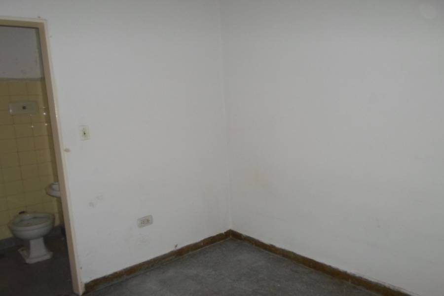 Flores,Capital Federal,Argentina,2 Bedrooms Bedrooms,1 BañoBathrooms,Apartamentos,CARABOBO,6573