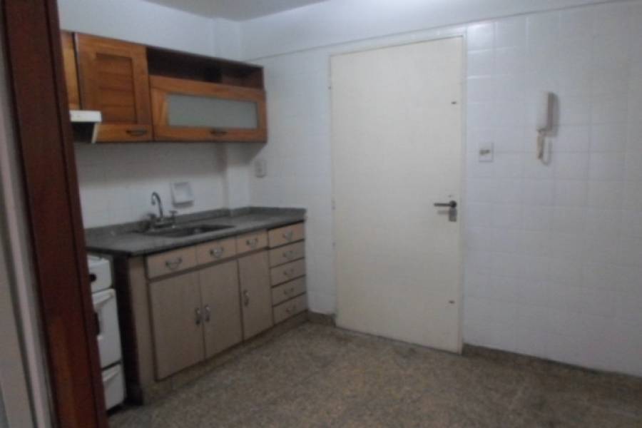 Flores,Capital Federal,Argentina,2 Bedrooms Bedrooms,1 BañoBathrooms,Apartamentos,CARABOBO,6573