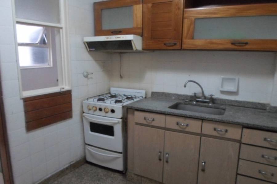 Flores,Capital Federal,Argentina,2 Bedrooms Bedrooms,1 BañoBathrooms,Apartamentos,CARABOBO,6573