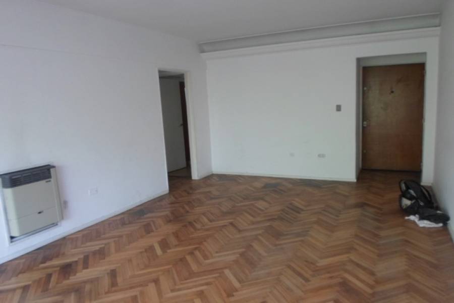 Flores,Capital Federal,Argentina,2 Bedrooms Bedrooms,1 BañoBathrooms,Apartamentos,CARABOBO,6573